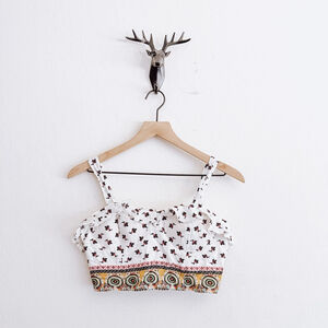 Xhilaration Women's White Floral Crop Top Small